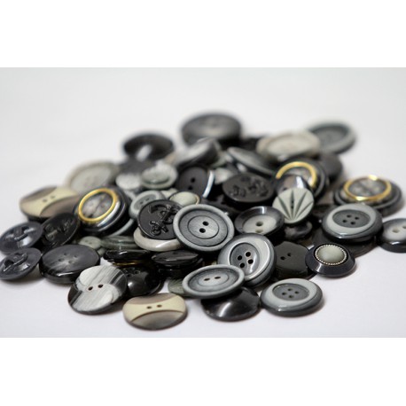 Buttons in bulk - 150gr - gray-black tones