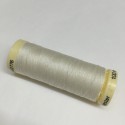 Gütermann sewing thread off white (1) - 200m