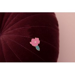 Lise Tailor - Needle minder