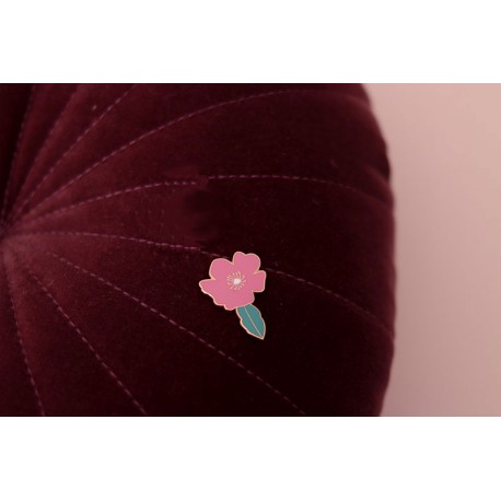 Lise Tailor - Needle minder