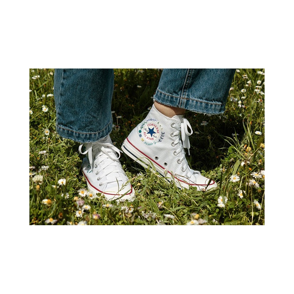 Un chat dans l'aiguille -  Water soluble kit Cascade de fleurs