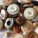 Buttons in bulk - 100gr - beige-brown tones