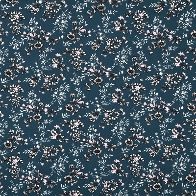 Coton flowers in the wind