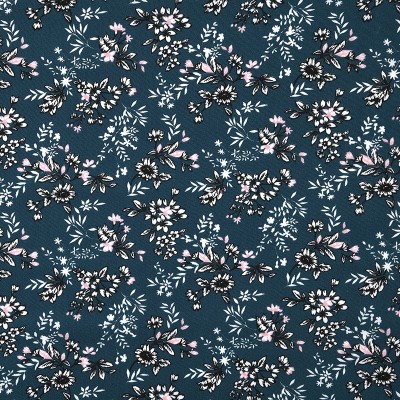 Coton flowers in the wind