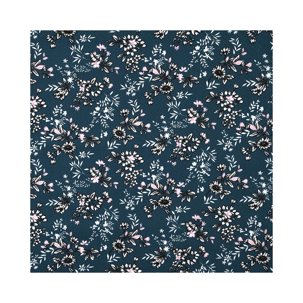 Coton flowers in the wind