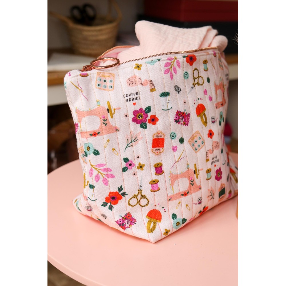 Lise Tailor - Canva Love sewing