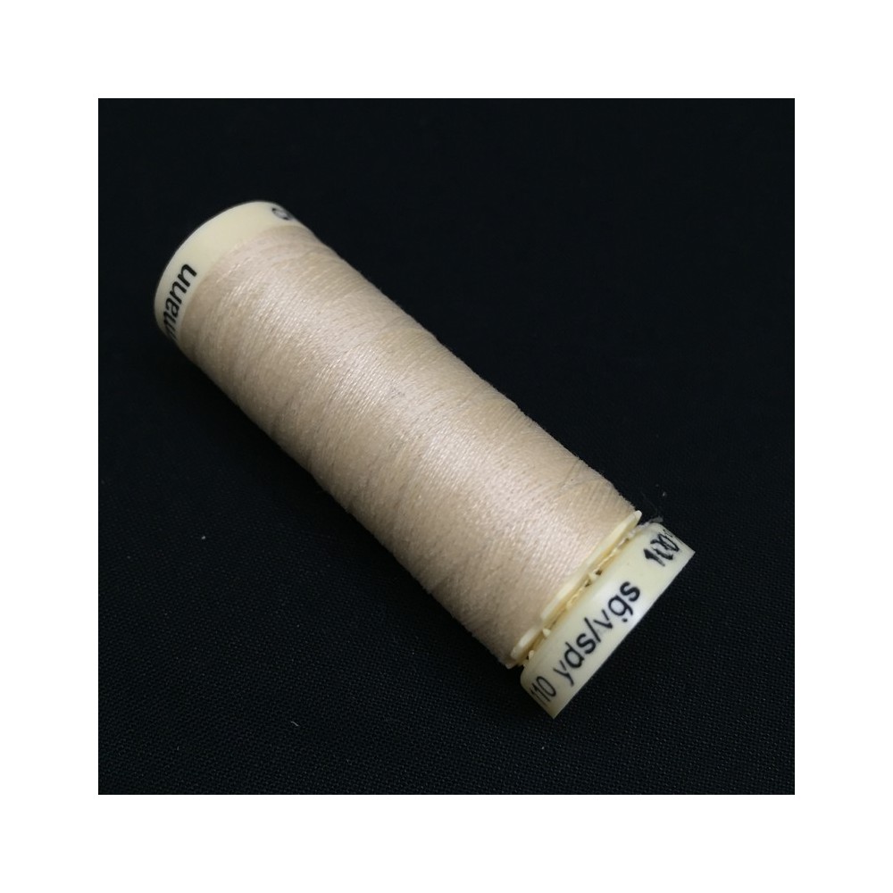 Gütermann sewing thread ecru (414)