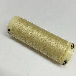 Gütermann sewing thread light yellow (325)