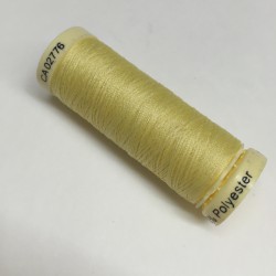 Gütermann sewing thread light yellow (325)