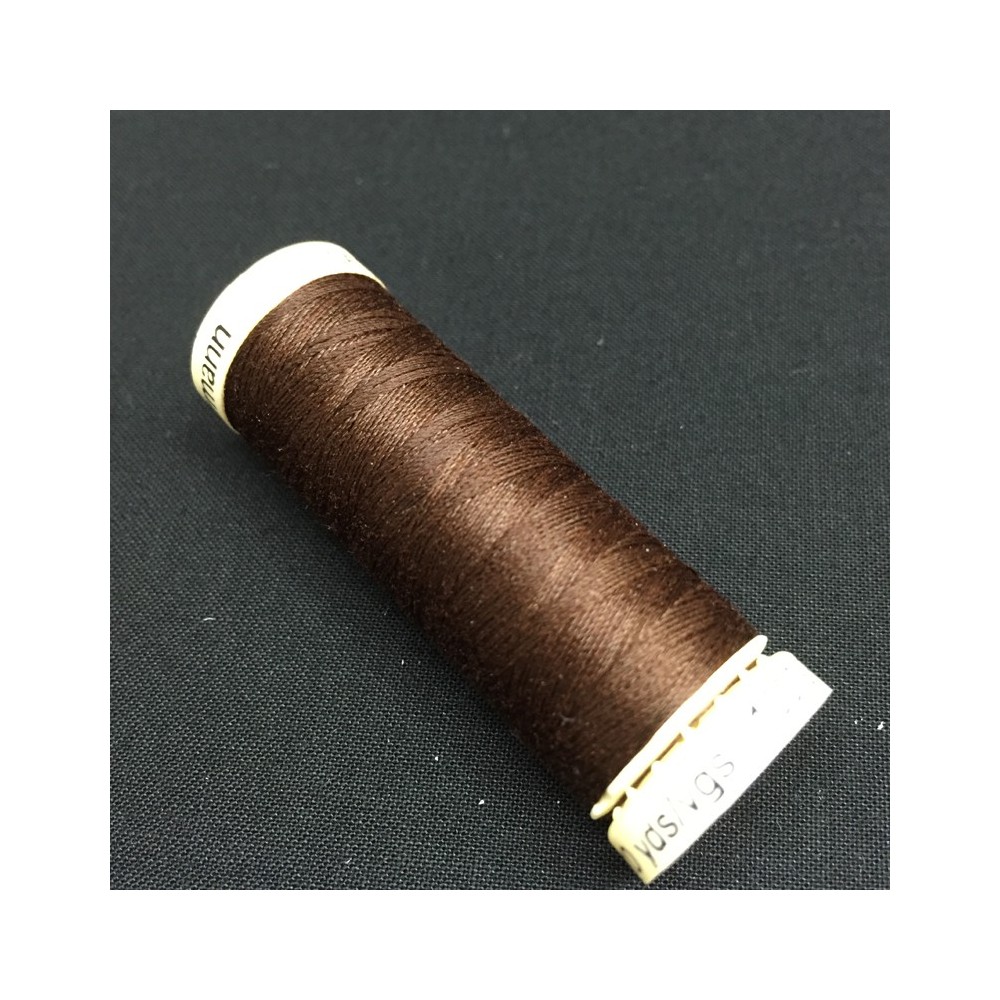 Gütermann sewing thread brown (540)