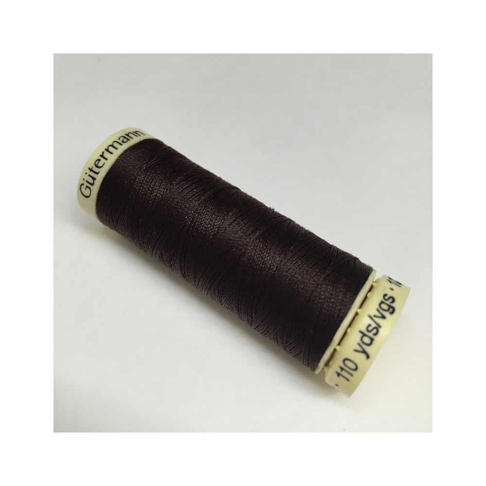 Gütermann sewing thread brown (696)