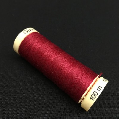 Gütermann filo bordeaux (369)