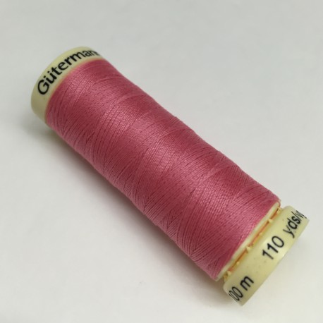 Gütermann sewing thread pink (890)