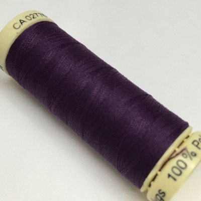 Gütermann sewing thread purple (128)