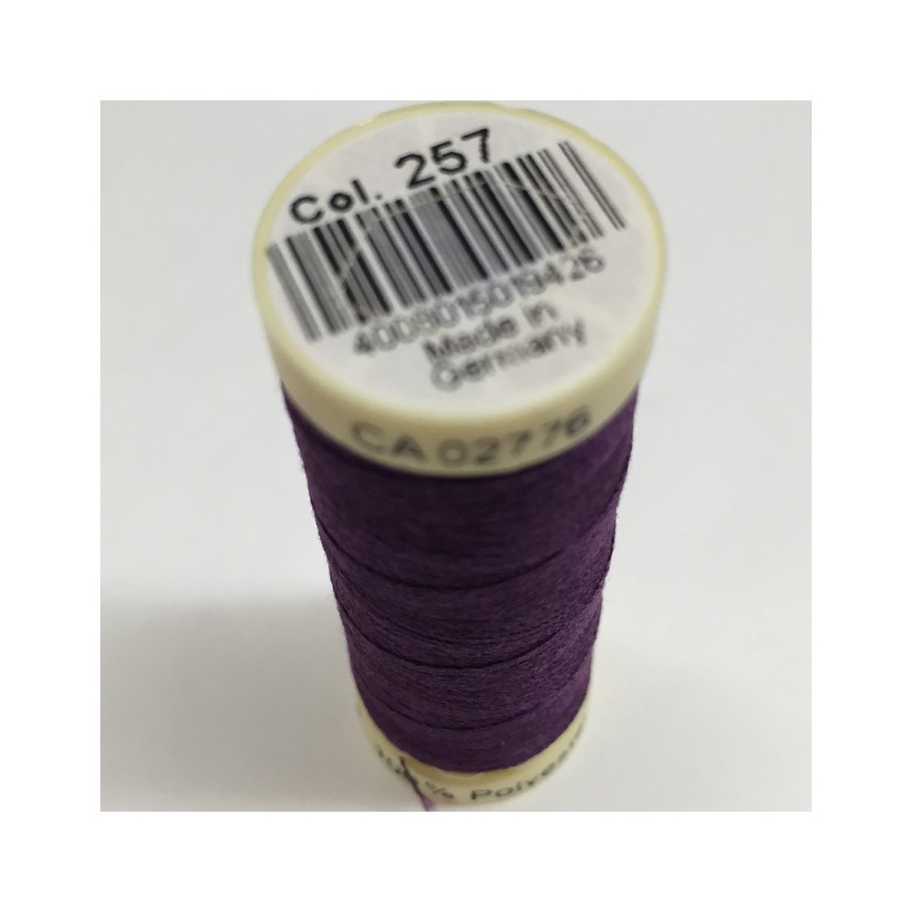Gütermann sewing thread purple (128)