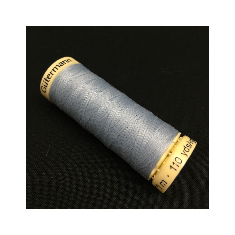 Gütermann sewing thread light blue (276)