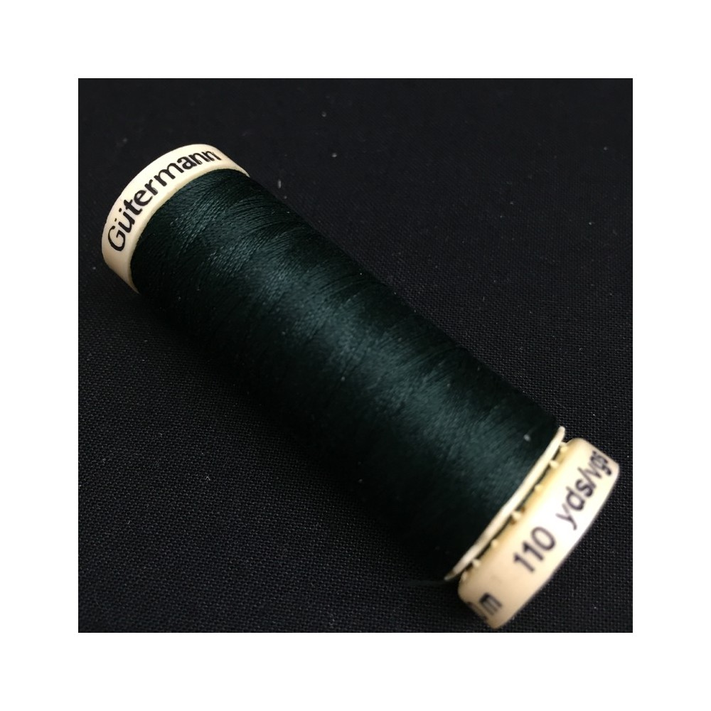 Gütermann filo verde (821)