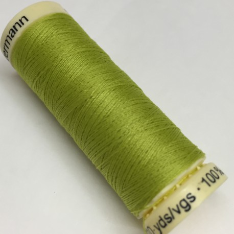 Gütermann sewing thread green (292)