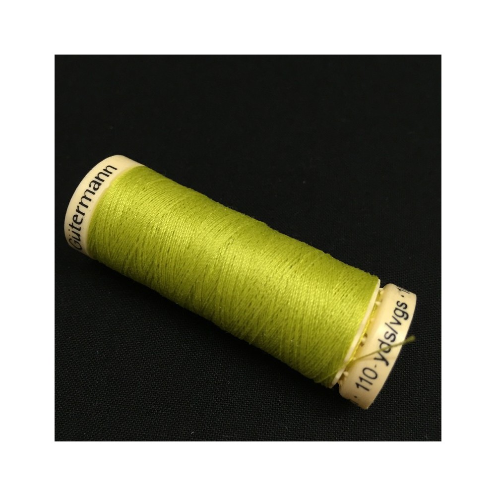 Gütermann sewing thread green (292)