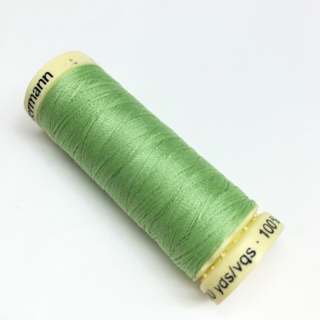 Gütermann sewing thread green (336)
