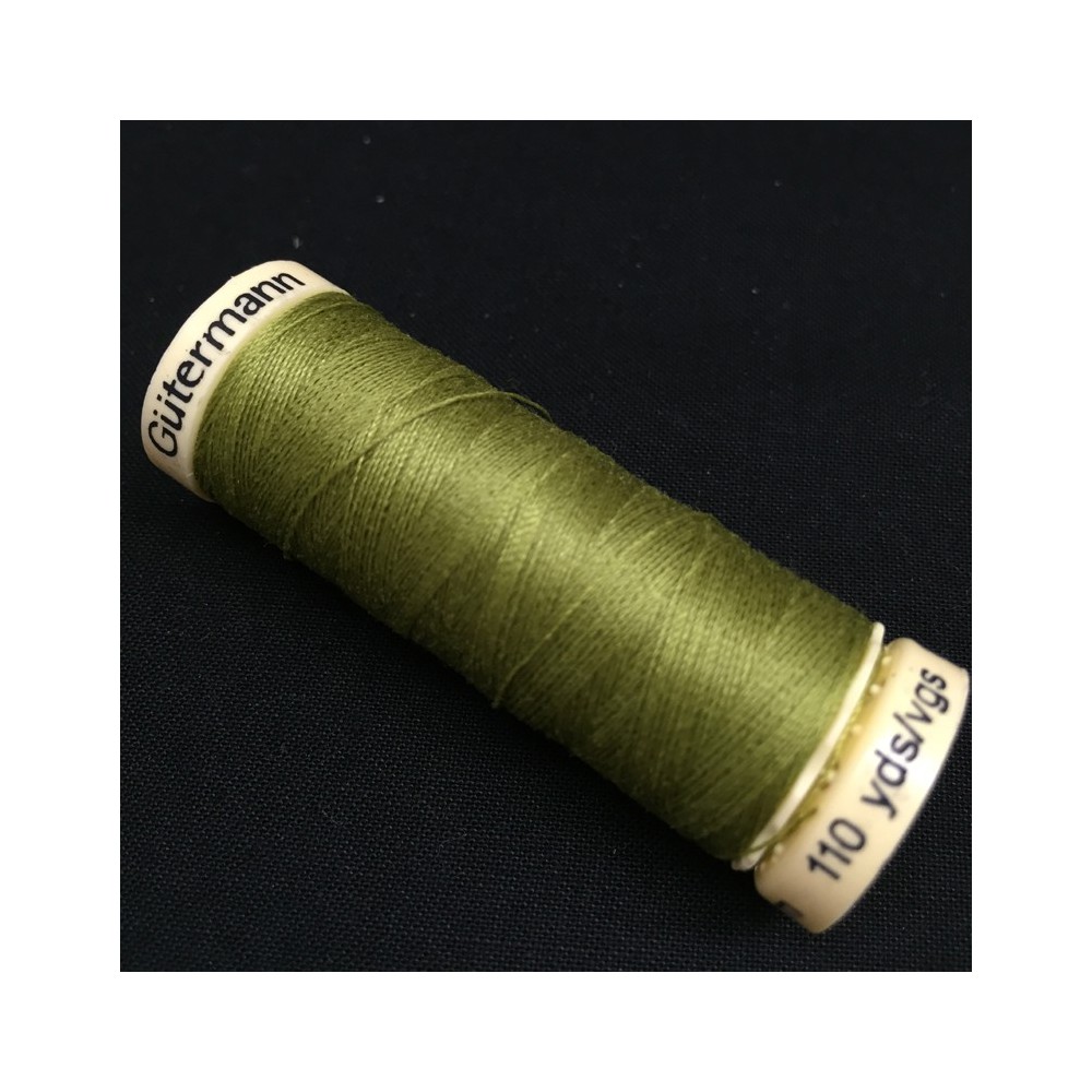 Gütermann sewing thread green (283)