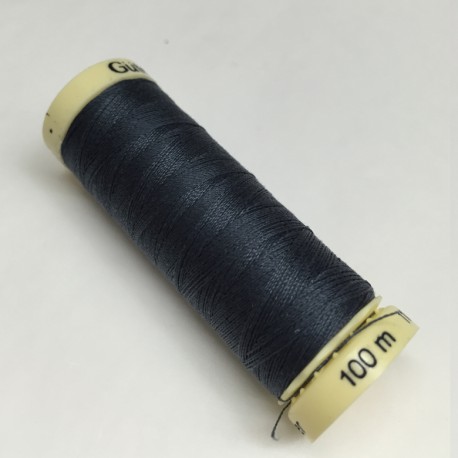 Gütermann sewing thread grey (702)
